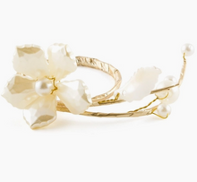 Load image into Gallery viewer, Pearl &amp; Vintage Gold Wire Floral Napkin Decor Ring
