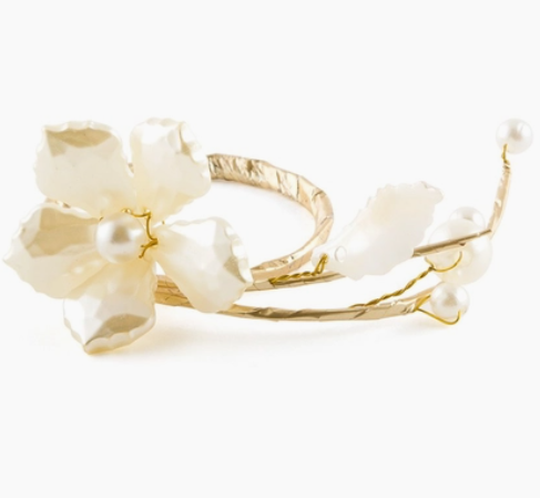 Pearl & Vintage Gold Wire Floral Napkin Decor Ring