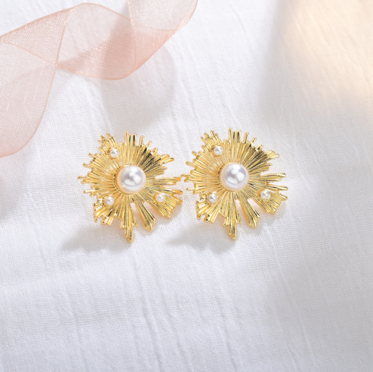 Pearl Sun Flower Earrings