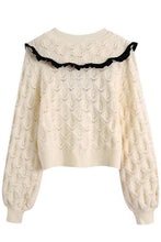 Load image into Gallery viewer, Peter Pan Collar Sweater
