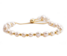 Load image into Gallery viewer, Freshwater Pearl Pull Tie Bracelet
