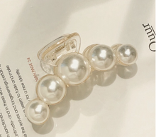 Load image into Gallery viewer, Large Pearl Hair Clips
