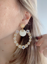 Load image into Gallery viewer, Thais Earrings
